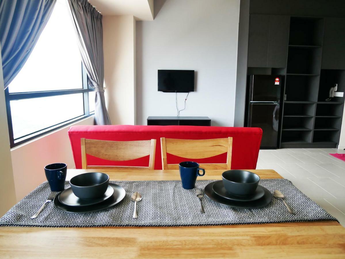 סיברג'איה Tamarind Suites By Elite Stay מראה חיצוני תמונה