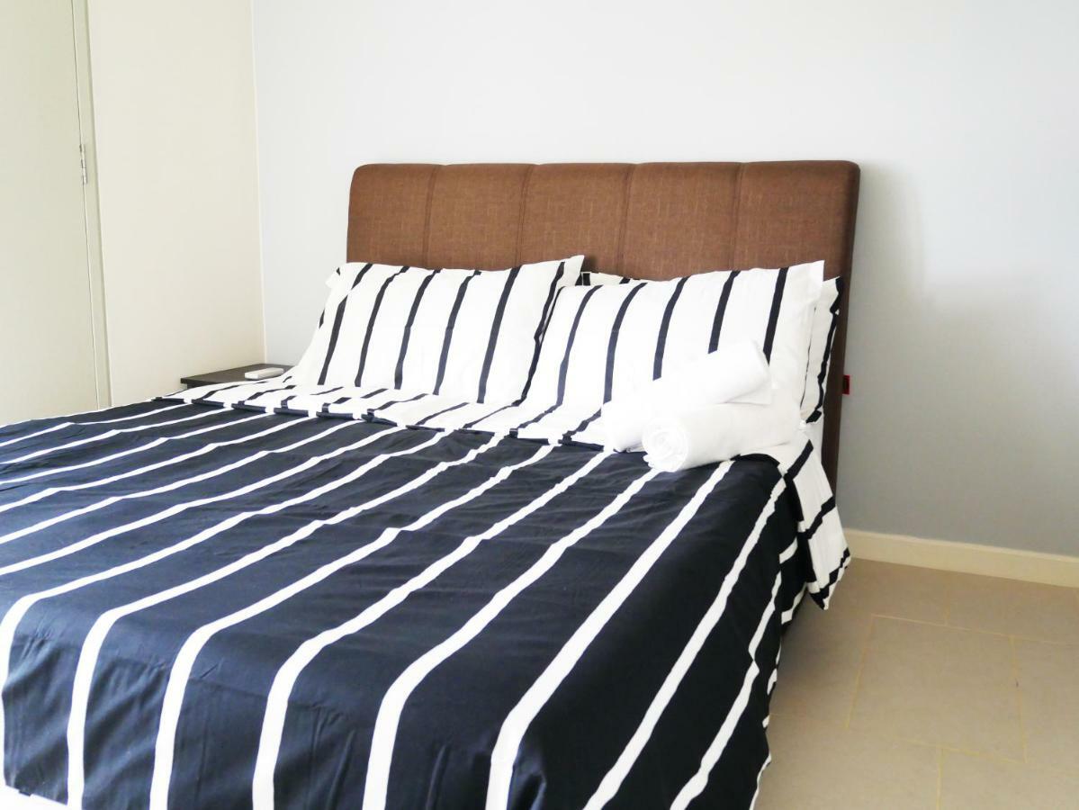 סיברג'איה Tamarind Suites By Elite Stay מראה חיצוני תמונה